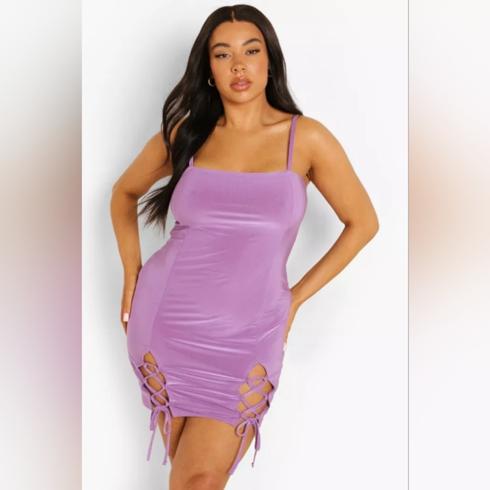 LILAC PURPLE PLUS SLINKY LACE DETAIL STRAPPY MINI DRESS